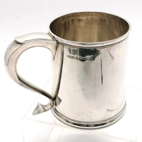 753 - 1946 silver tankard with swan handle by Thomas Ducrow & Sons - 10.8cm high & 416g ~ some slight sign... 