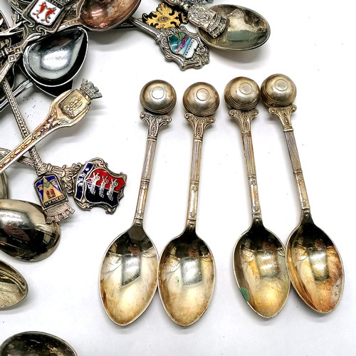 793 - Qty of collectors spoons inc enamel, cased bowling spoons etc