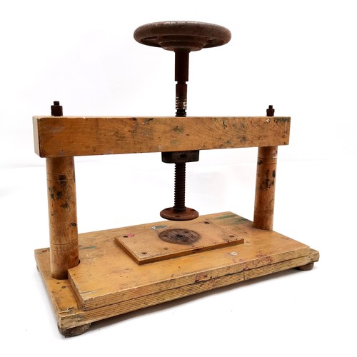 146 - Russell bookcrafts Hitchin wooden & steel book press - 26.5cm x 51cm x total height closed 41cm ~ in... 