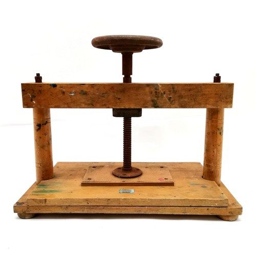 146 - Russell bookcrafts Hitchin wooden & steel book press - 26.5cm x 51cm x total height closed 41cm ~ in... 