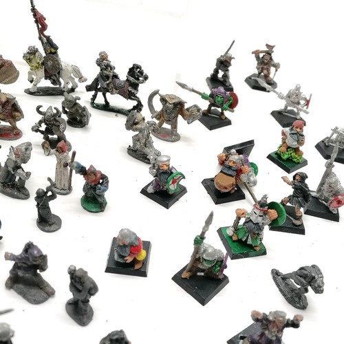 245 - Qty of Warhammer / Citadel painted / unpainted figures inc goblobber dwarf onager catapult war machi... 