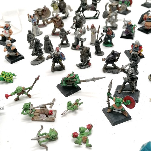 245 - Qty of Warhammer / Citadel painted / unpainted figures inc goblobber dwarf onager catapult war machi... 