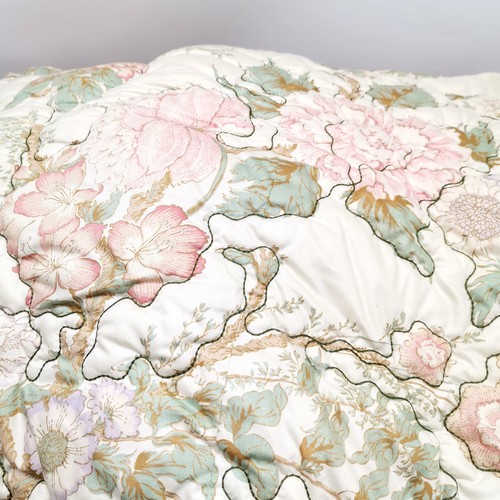 264 - King size Nettle Creek king size quilted bedspread 'Beacon Hill' fabric