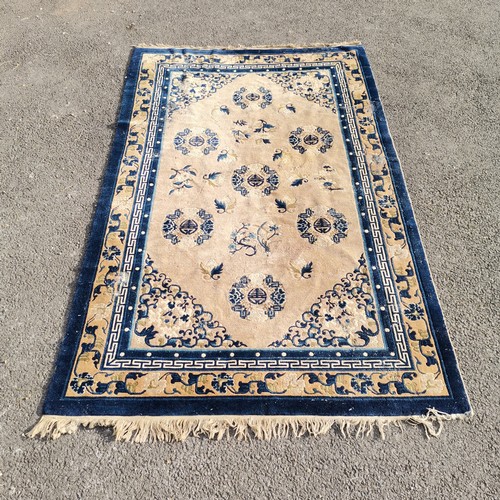 272 - Chinese blue and cream silk rug - 154cm x 251cm