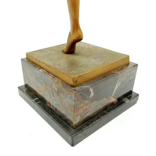 73 - Otto Hoffmann (1885-1915) original bronze cast figure of a classical female dancing on a squared mar... 