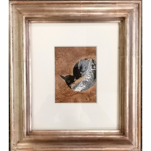 82 - John Thompson (1924-2011) painting on card of a bird (guillemot?) dated 2004 (Orkney) - frame 39cm x... 