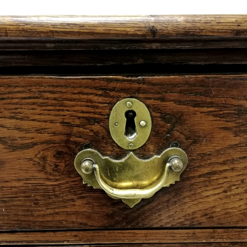 202 - Antique dark oak 2 over 3 chest of drawers on bracket feet with original brass drop handles - 96cm x... 