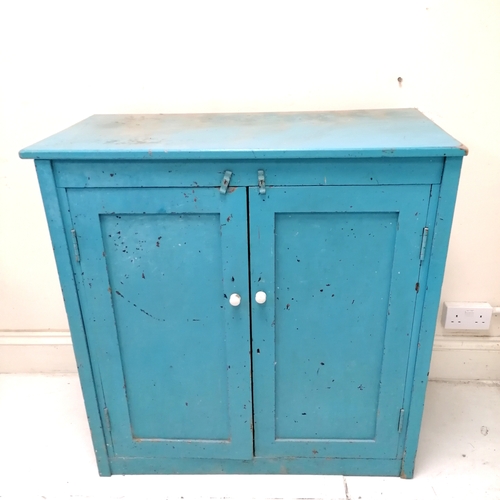 213 - Antique blue painted pine 2 door cabinet - 93cm x 45cm x 95cm