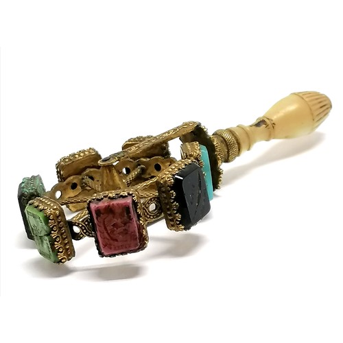 219 - Antique regency period French multi-seal (7) spinner with mother of pearl handle - 9.3cm drop and so... 