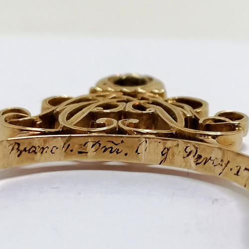 220 - Antique 18th century gold cased fancy large swivel fob seal with openwork to the suspender in the fo... 