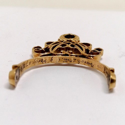 220 - Antique 18th century gold cased fancy large swivel fob seal with openwork to the suspender in the fo... 