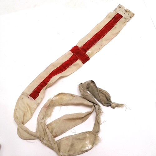 221 - Ships pennant flown from HMS Highburton - 165cm long x 7cm and has obvious wear