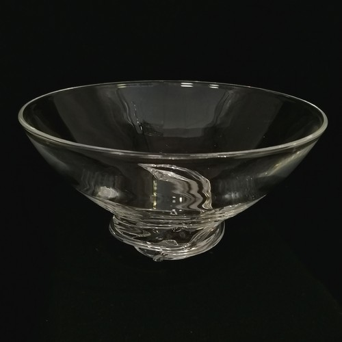 Steuben glass bowl with spiral detail to base - 18cm diameter x 