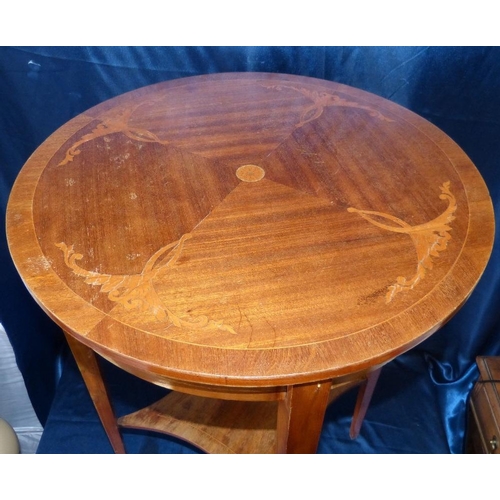 829 - An Edwardian Mahogany Round Occasional Table having inlay leaf, scroll and stringing decoration, squ... 