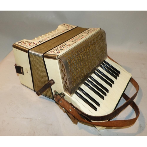 608 - A Hohner 