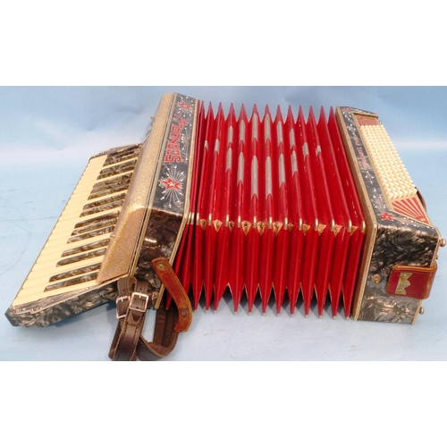 Vibrante shop four accordion