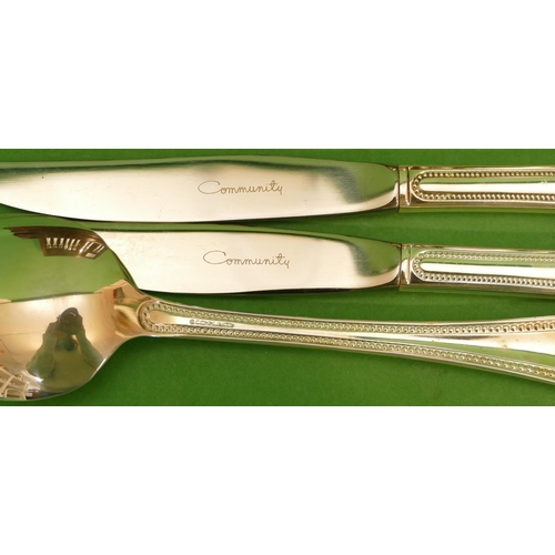 228 - An Oneida Community Plated Flatware Service in fitted mahogany case.