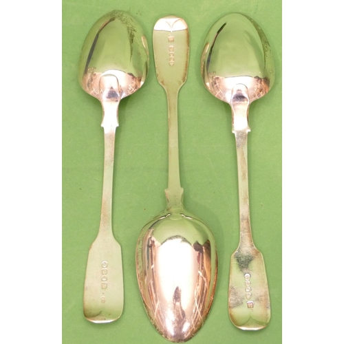 292 - A Set of 3 Victorian Silver Serving Spoons London 1840, 6.4oz.