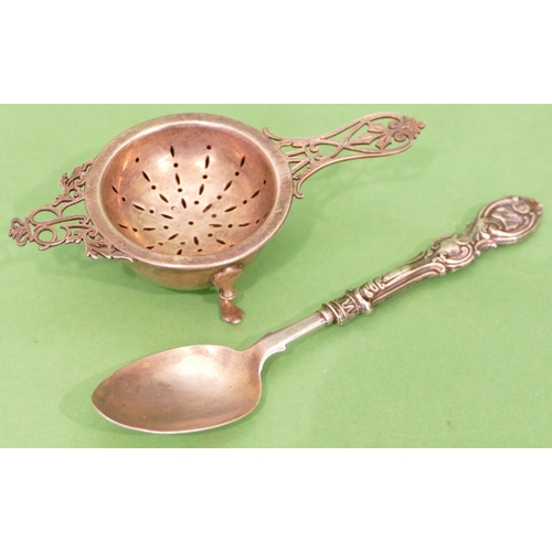 349 - A Sheffield Silver Tea Strainer with matching stand on splayed hoof feet, 1.7oz, also a Victorian si... 