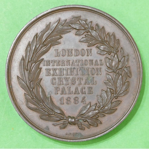 617 - A London International Exhibition Crystal Palace 1884 Bronze Medallion, 6.3cm diameter.