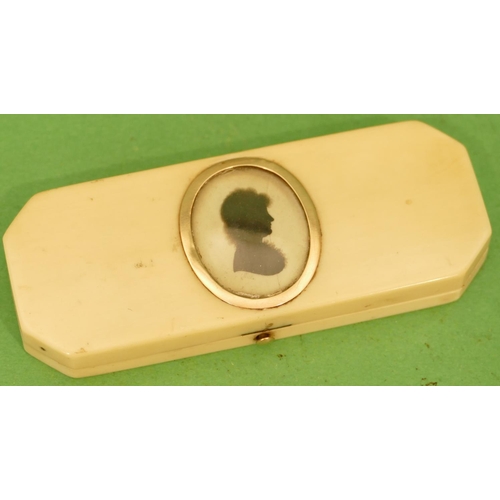 806 - A Georgian Rectangular Shaped Patch Box with chamfer corners, inset with oval miniature to hinge lid... 