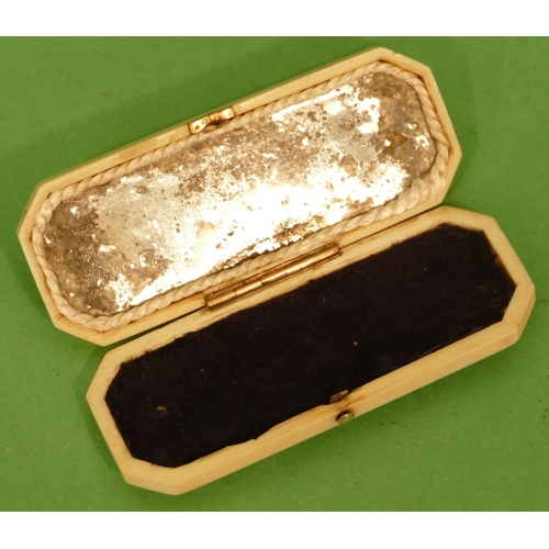 806 - A Georgian Rectangular Shaped Patch Box with chamfer corners, inset with oval miniature to hinge lid... 