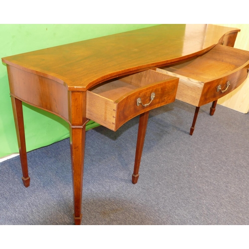 870 - A Good Quality Mahogany Serpentine Fronted Oak Lined Serving Table having inlaid banding and stringi... 