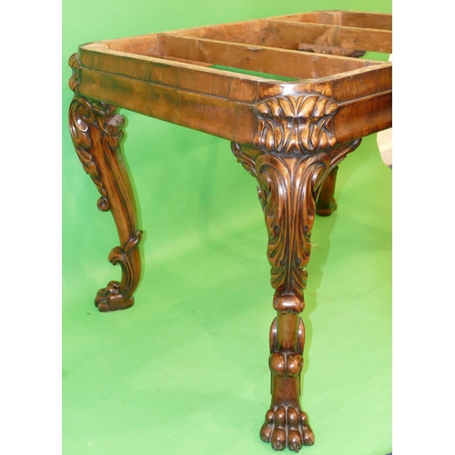 876 - A 19th Century Carved Walnut Centre Table having green marble top, on 4 cabriole legs with raised ca... 