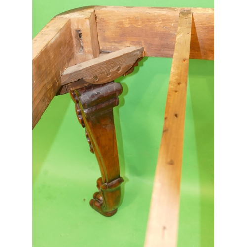 876 - A 19th Century Carved Walnut Centre Table having green marble top, on 4 cabriole legs with raised ca... 