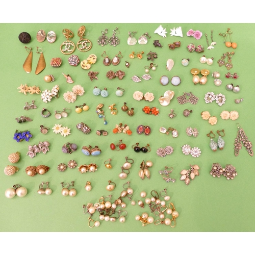 440 - A Large Quantity of Various Earrings.