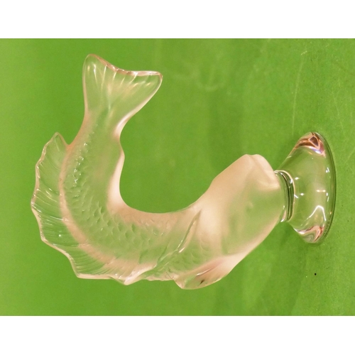 112 - A Lalique Frosted Glass Figure of a fish on round base, 8cm high.