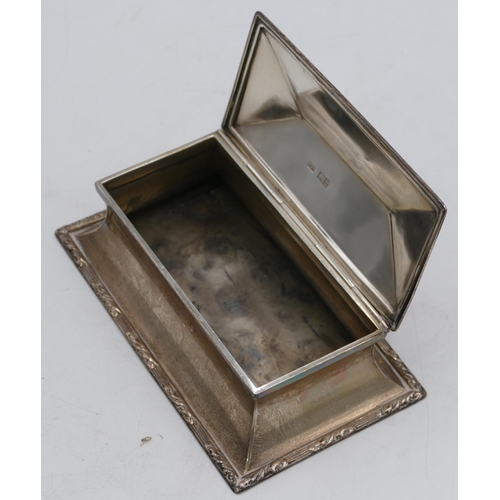 274 - An Edward VII silver rectangular trinket box with hinged lid on splayed base, Birmingham 1903, maker... 