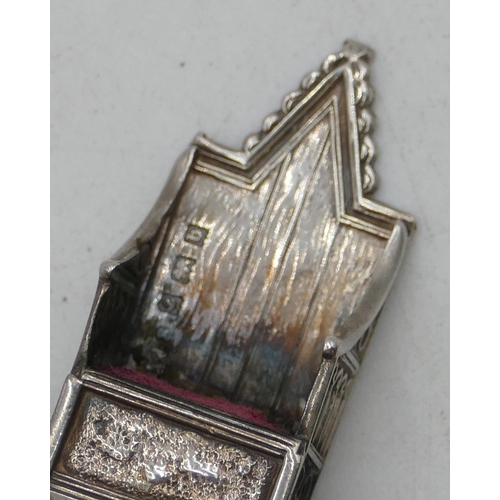 285 - A miniature Birmingham silver pin cushion in the form of a throne, 4cm high