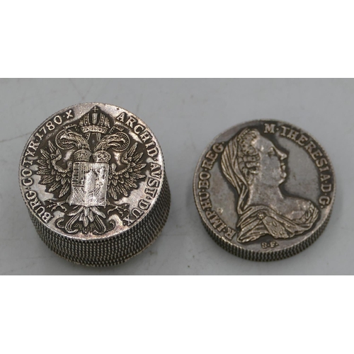 286 - A cylindrical container with a screw lid, mounted with 18th Century coin to lid and base, 2.6cm high