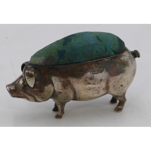 295 - An Edward VII silver pin cushion in the form of a pig, Birmingham 1905, 6.6cm long