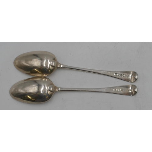 300 - A pair of 18th Century George III silver tablespoons, London 1791, makers mark RC, 4.1oz