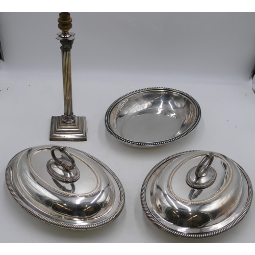 304 - A pair of silver plated oval entree dishes with covers and gadroon rims, 19cm wide, a plated entree ... 