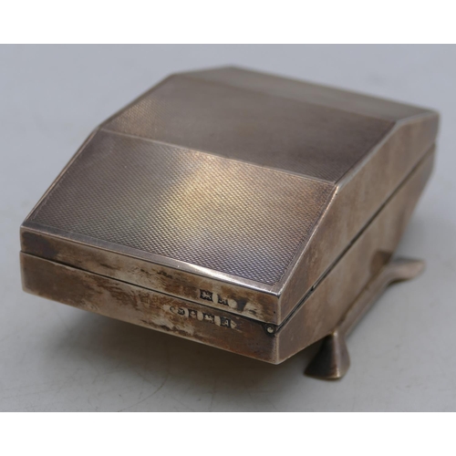 346 - A Birmingham silver small trinket box with hinged engine turned lid, enclosing purple silk interior,... 