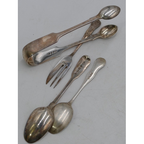 350 - A pair of Victorian London silver sugar tongs; 2 odd silver teaspoons and a silver small fork, 3.1oz... 