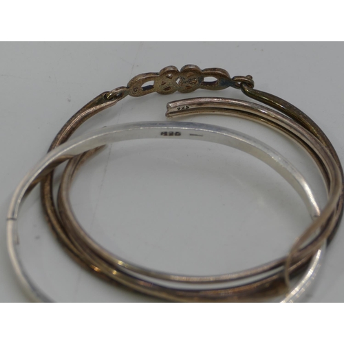 421 - 3 various silver bangles, 40.4 grams. (3)