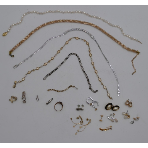 445 - A pearl style necklace with 9ct gold clasp, a part silver watch chain, a silver ring, a small cross ... 