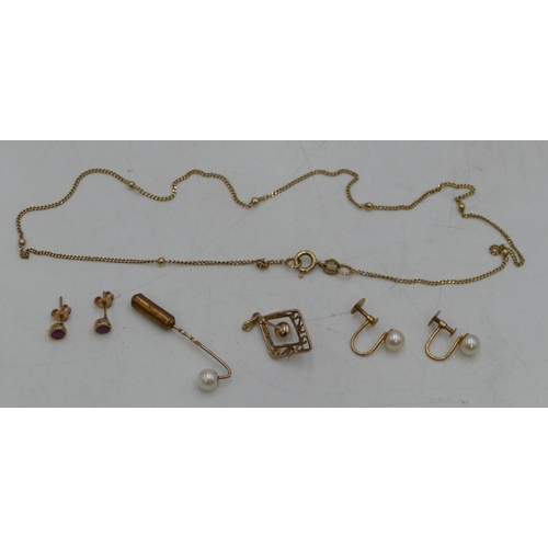 499 - A gold pendant mounted with pearl and with 9ct gold chain, a pair of 9ct gold pearl earrings, a 9ct ... 