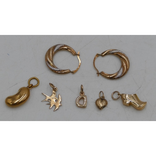 502 - 5 gold small charms, pair of 9ct gold earrings, 4.7g (7)