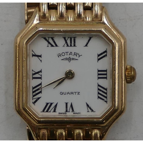 672 - A 9ct gold ladies Rotary Quartz wristwatch with matching 9ct gold gate style bracelet, overall weigh... 