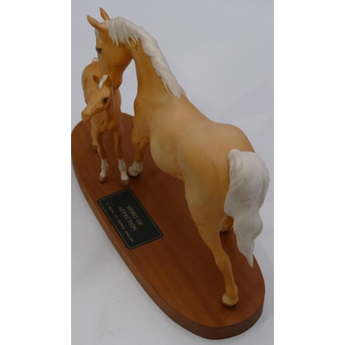 69 - A Beswick palomino mat horse 