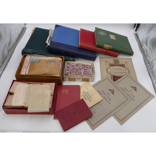 749 - 4 stamp albums containing British and European stamps, circa early 20th Century and a quantity of va... 