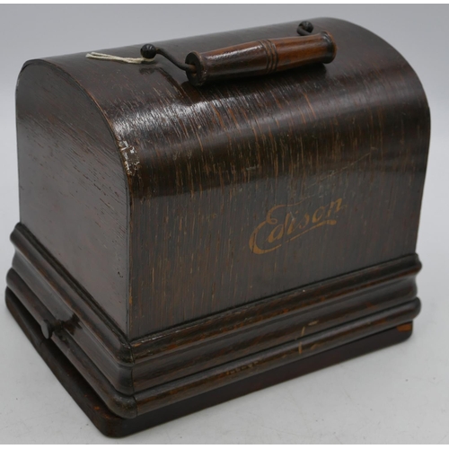 812 - An Edison Gem Phonograph in oak case (no horn) (working)