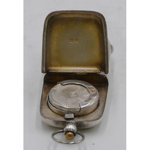 162 - George V silver sovereign case/Vesta case with allover engraved scroll and leaf decoration, Birmingh... 