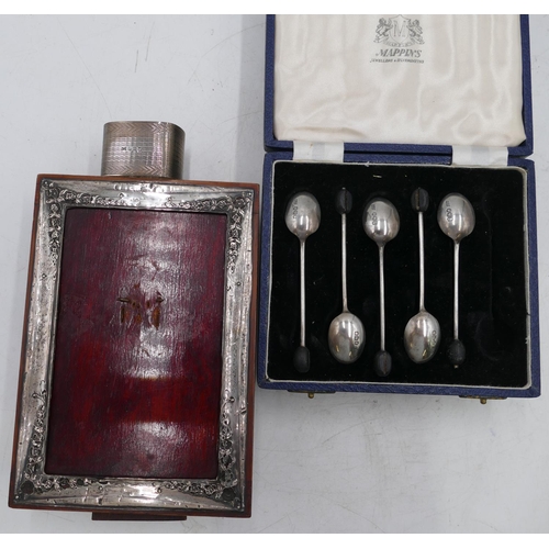 173 - A set of 5 Sheffield silver coffee bean spoons, in fitted leather case, a Birmingham silver round na... 