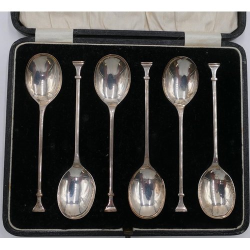 177 - A set of 6 teaspoons with seal ends, in fitted black leather case, 1.7oz.